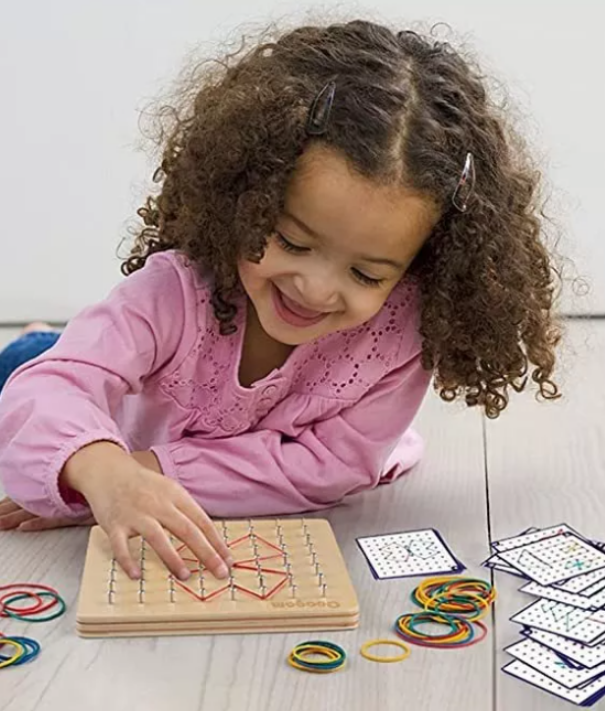 TABLERO GEOMETRICO MONTESSORI PARA NIÑOS